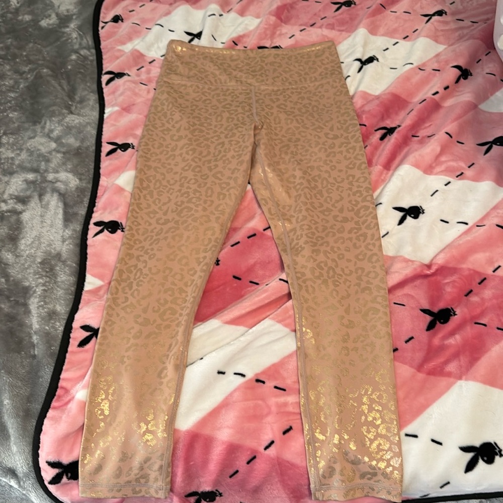 Kids size 6-8 leggings, Brand is Zyia active